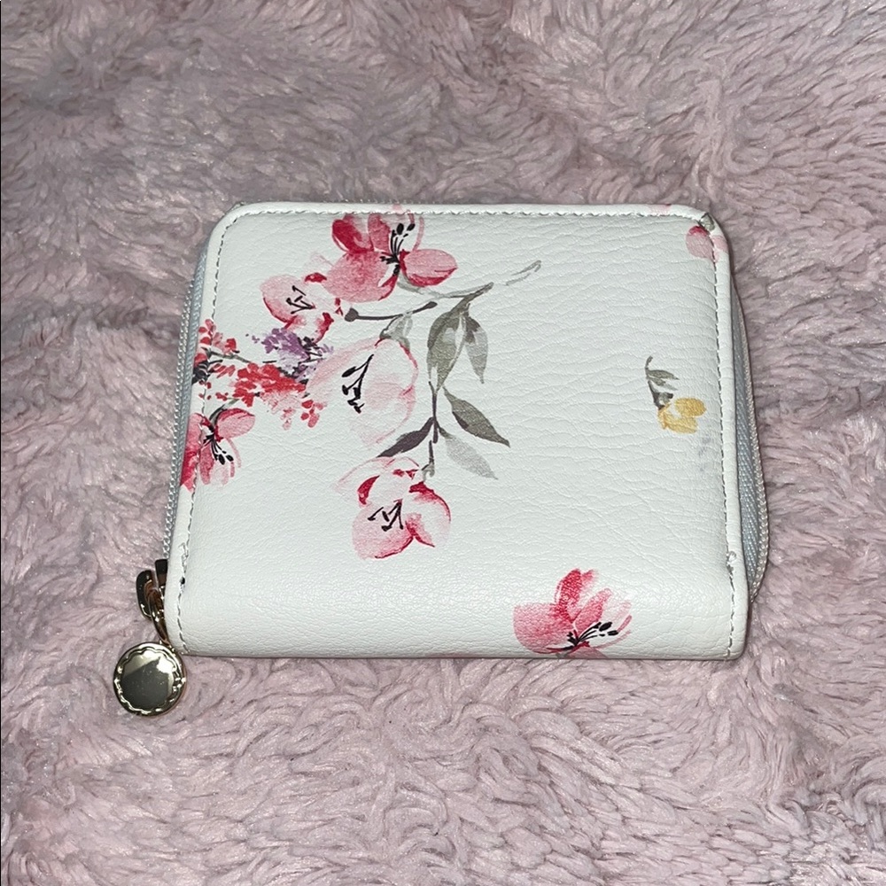 LC Lauren Conrad Pink and White Floral Wallet
